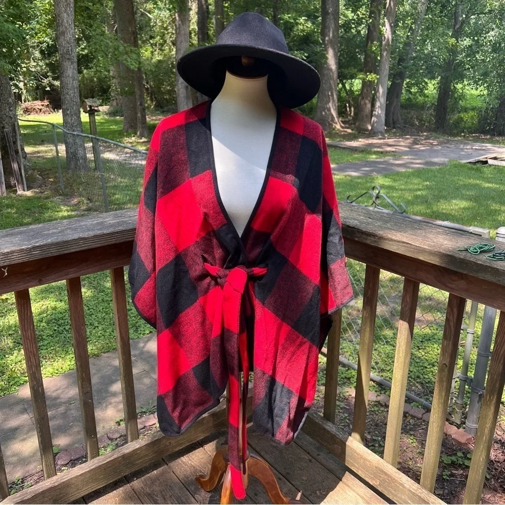 Red Buffalo plaid Crown and Ivy poncho wrap
